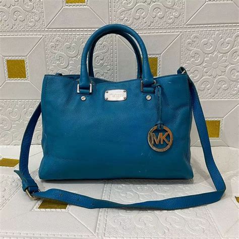 ciri tas michael kors original|michael kors where to buy.